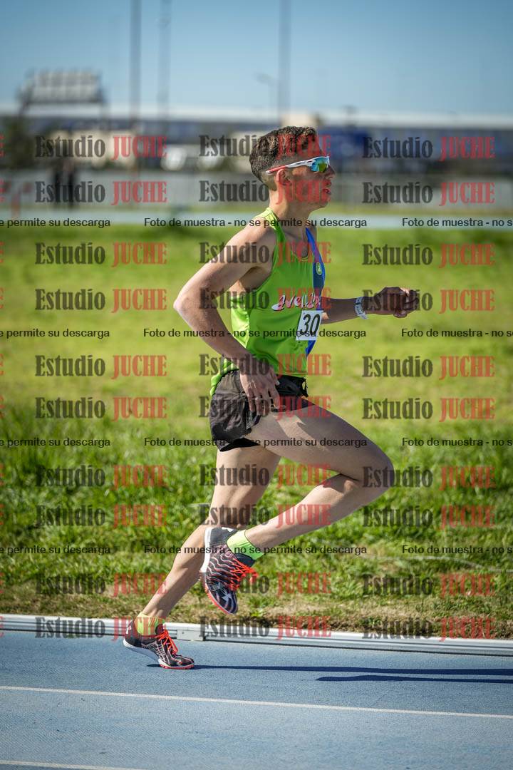 Fotos de los 5000 m llanos de mujeres y varones