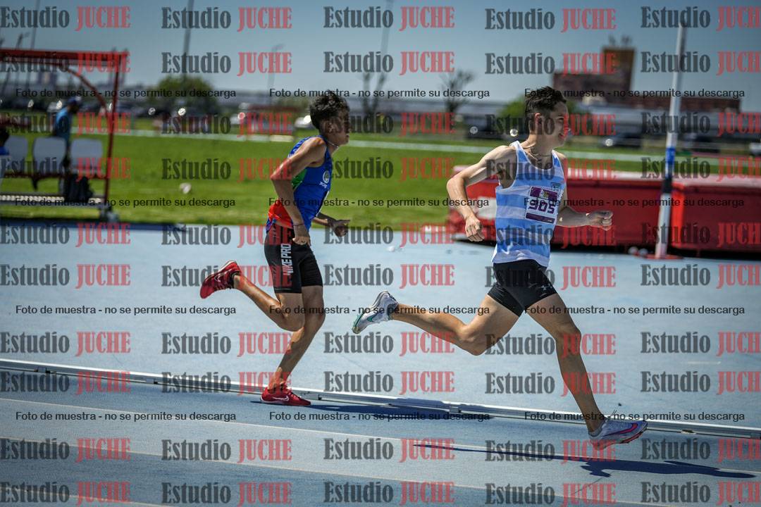 Fotos de los 800 m llanos de varones