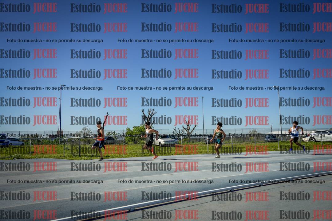 Fotos de los 200 m llanos de varones