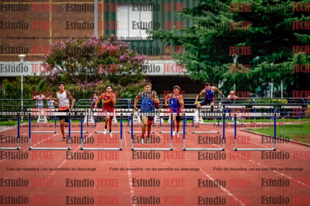 Fotos de los 400 m con vallas de varones