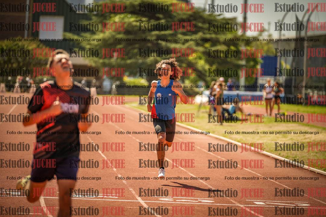 Fotos de los 400 m llanos de varones