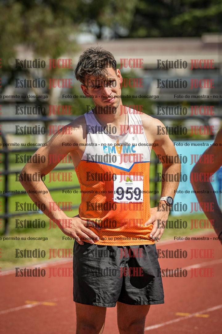 Fotos de los 3000 m con obstáculos de varones