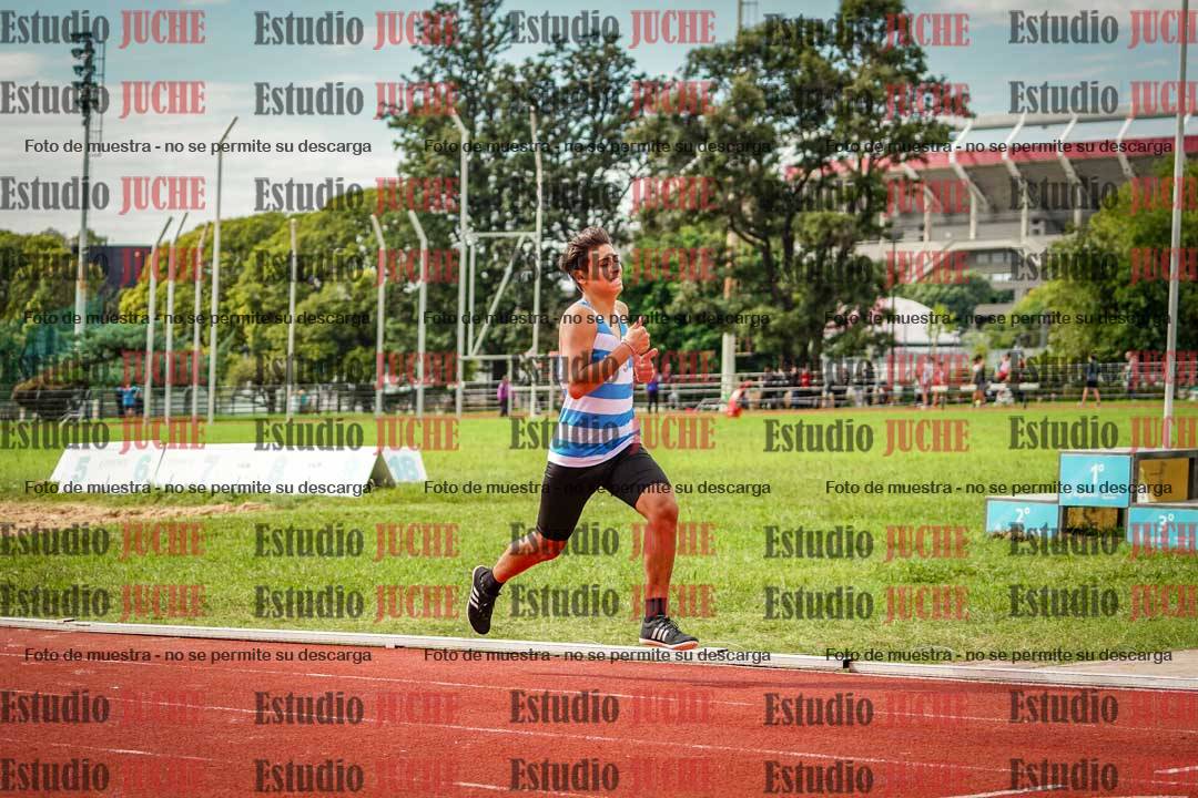 Fotos de los 600 m llanos de varones