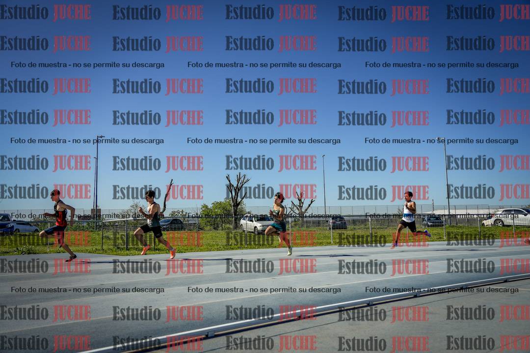 Fotos de los 200 m llanos de varones