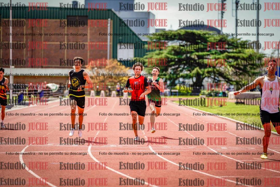 Fotos de los 400 m llanos de varones