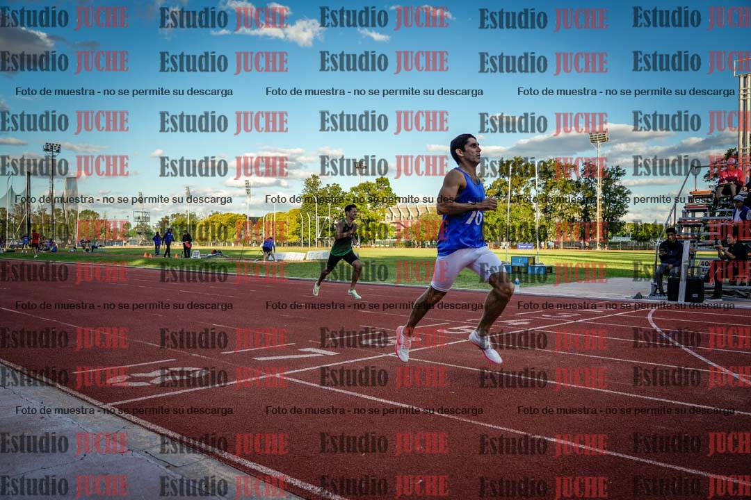 Fotos de los 400 m llanos de varones