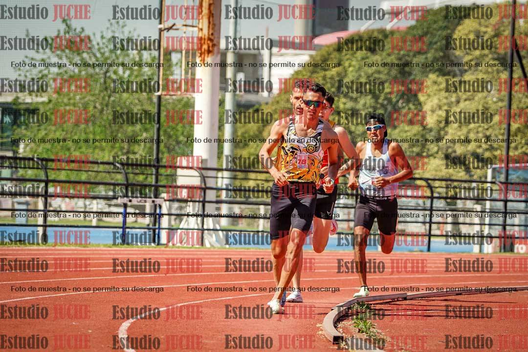 Fotos de los 1500 m llanos de varones
