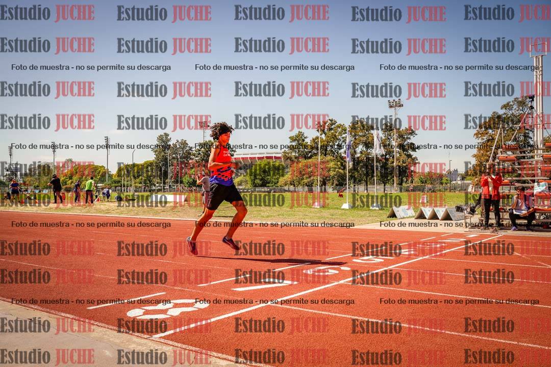Fotos de los 400 m llanos de varones