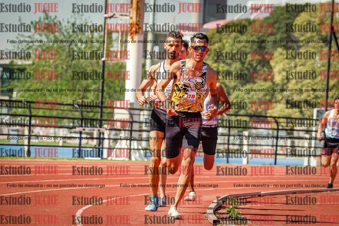 Fotos de los 1500 m llanos de varones