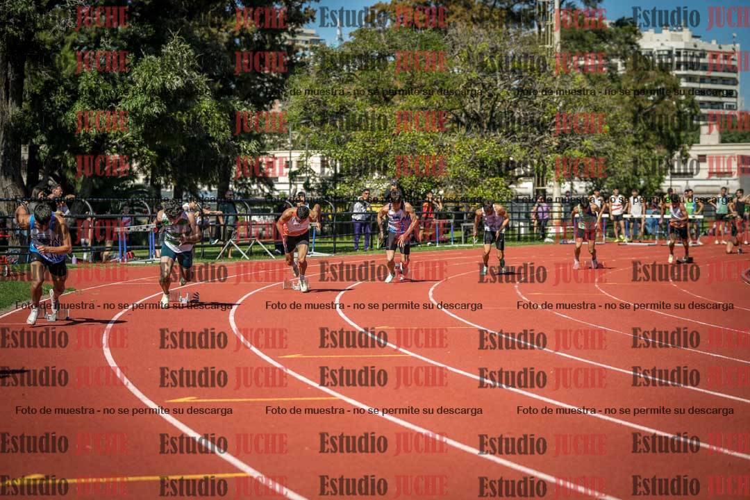 Fotos de los 200 m llanos de varones