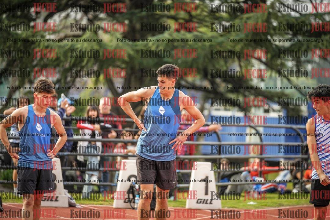 Fotos de los 100 m llanos de varones - decatlón 1