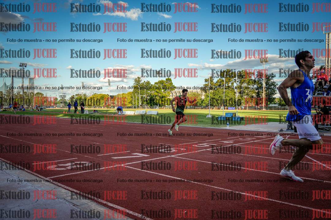Fotos de los 400 m llanos de varones