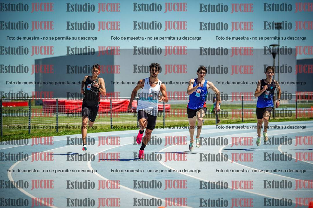 Fotos de los 800 m llanos de varones