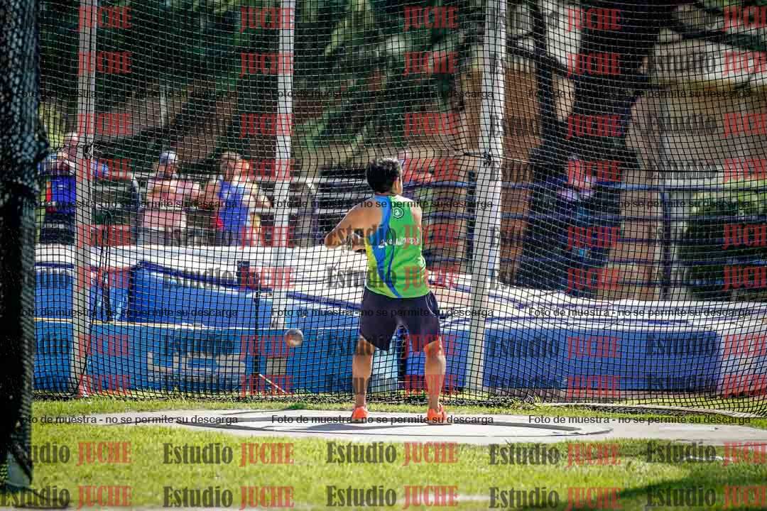 Fotos del lanzamiento de martillo de varones