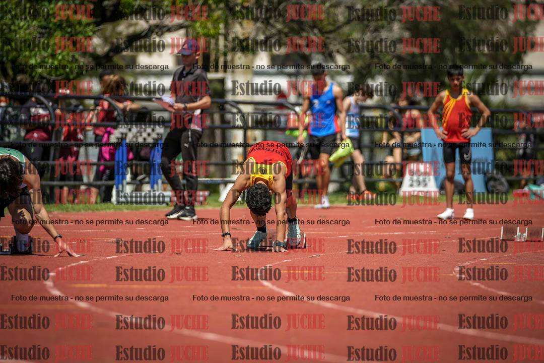 Fotos de los 200 m llanos de varones