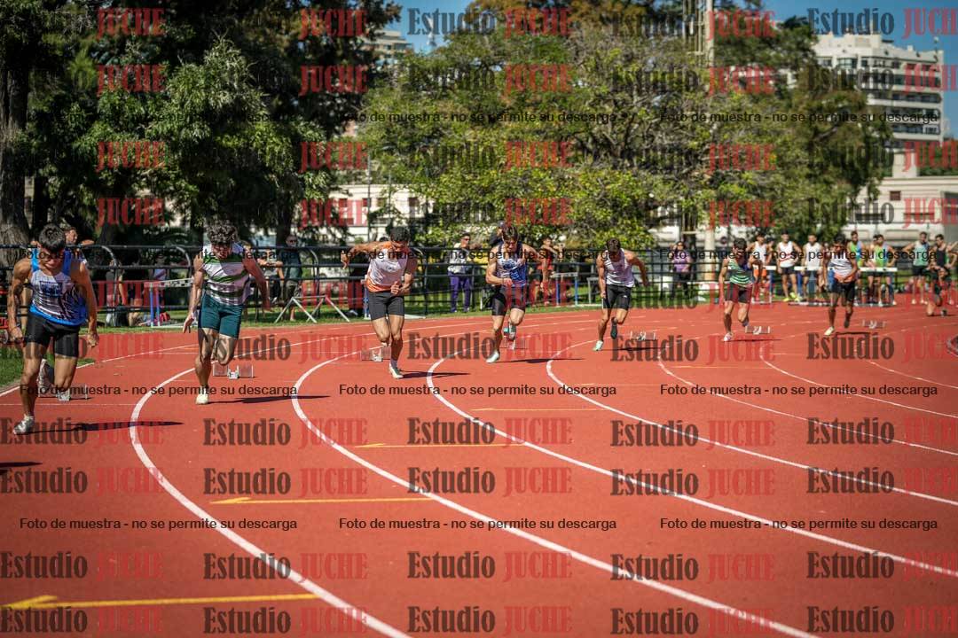 Fotos de los 200 m llanos de varones