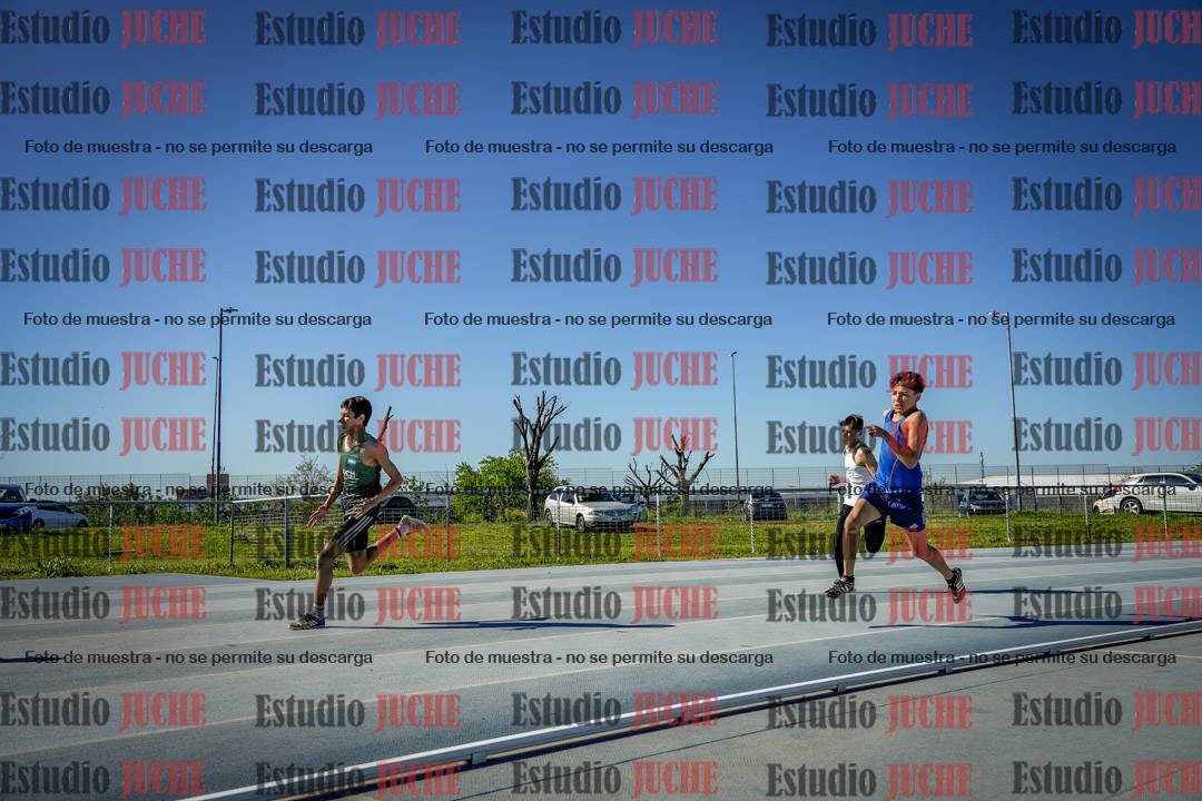 Fotos de los 200 m llanos de varones