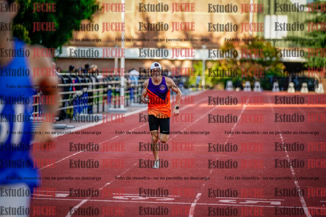 Fotos de los 400 m llanos de varones