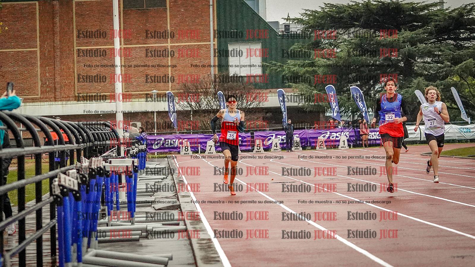 Fotos de los 400 m de varones