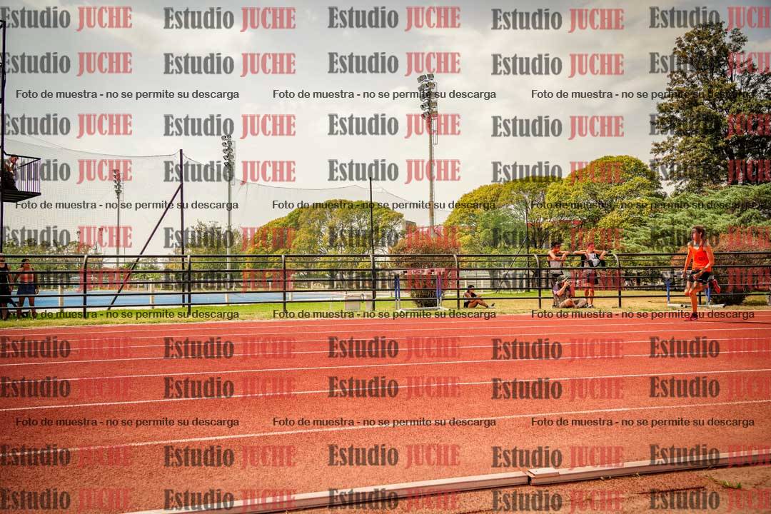 Fotos de los 200 m llanos de varones