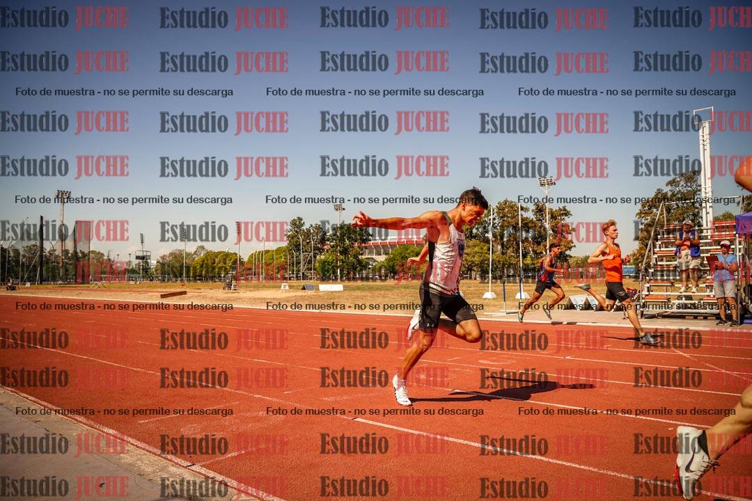 Fotos de los 200 m llanos de varones