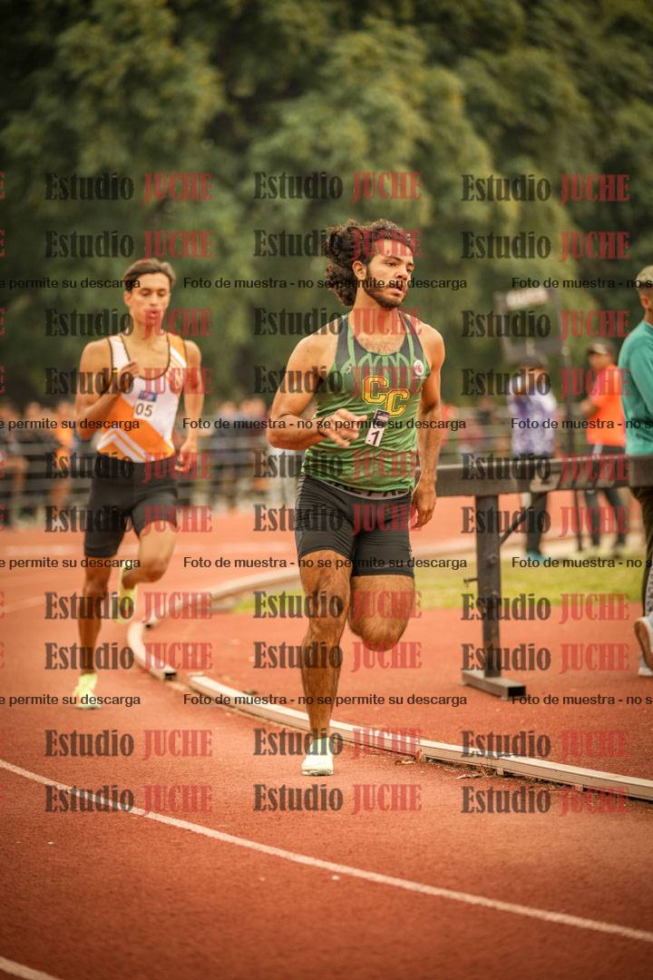 Fotos de los 800 m llanos de varones