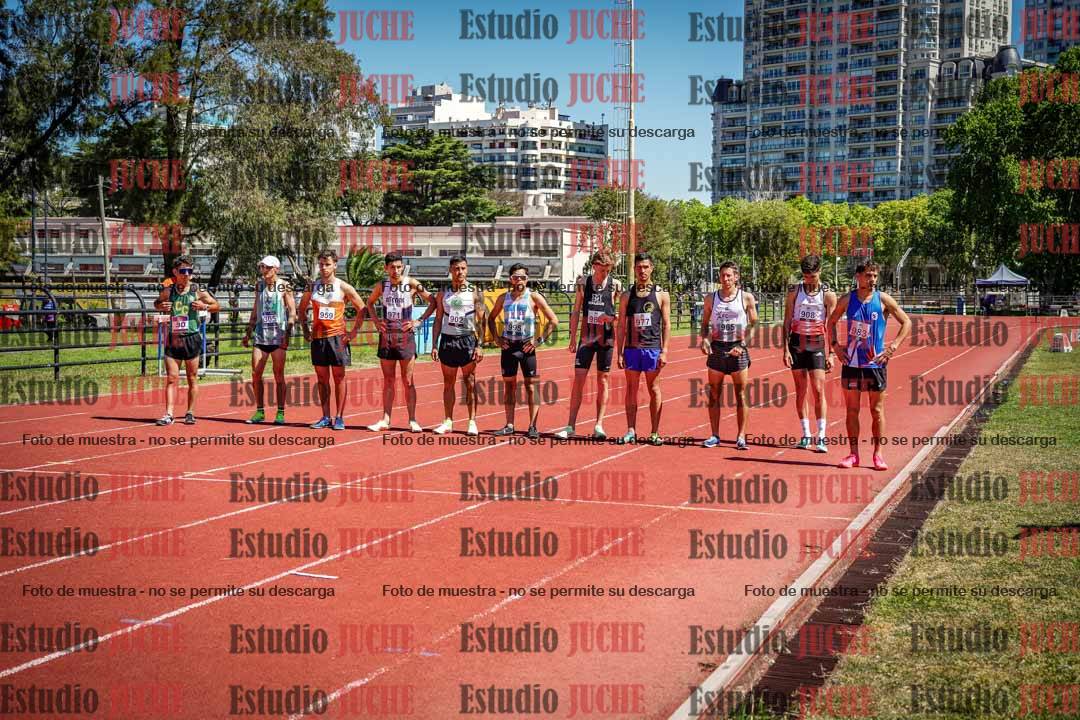 Fotos de los 3000 m con obstáculos de varones