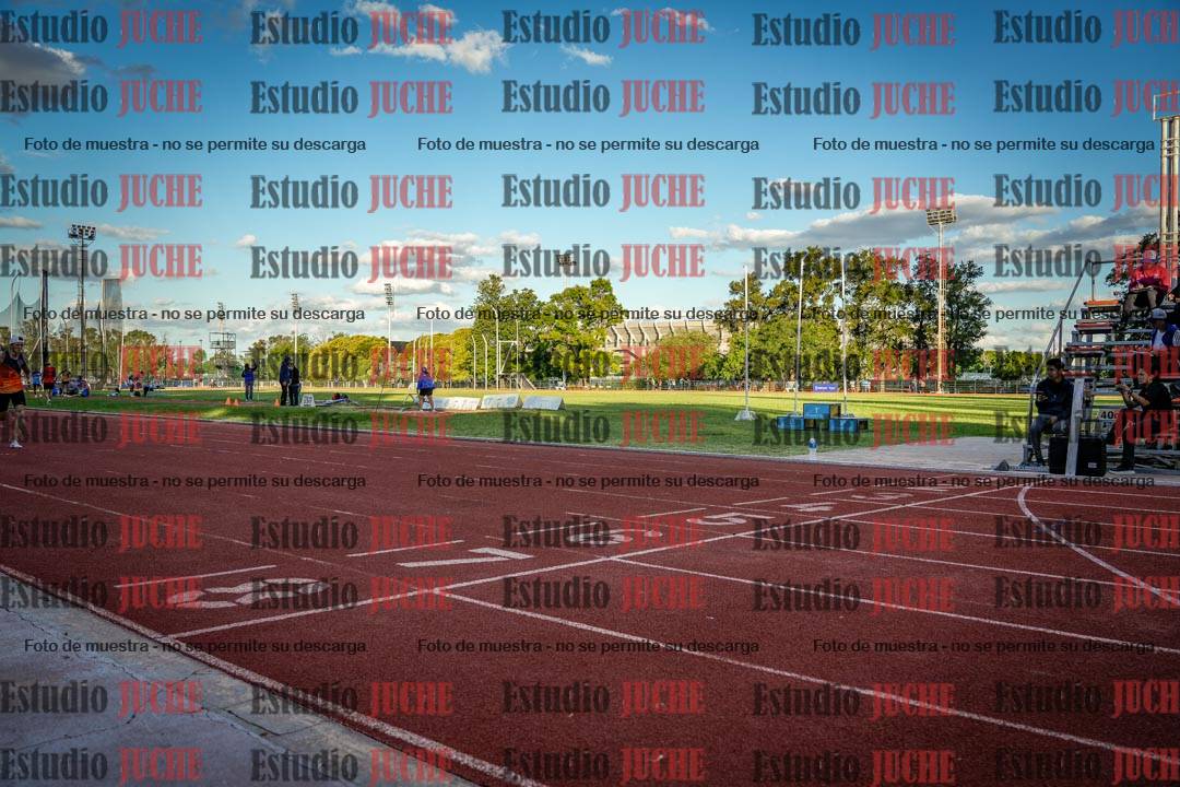 Fotos de los 400 m llanos de varones