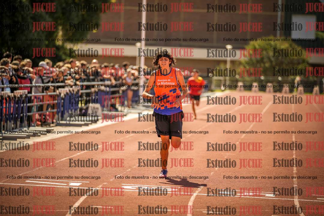 Fotos de los 400 m llanos de varones
