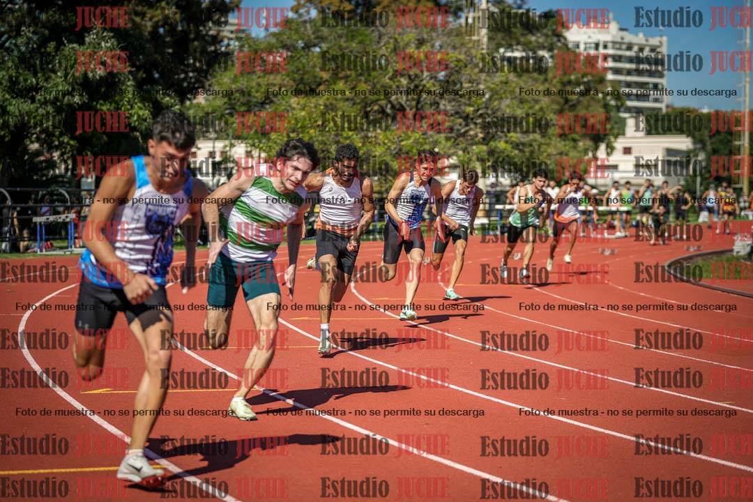 Fotos de los 200 m llanos de varones