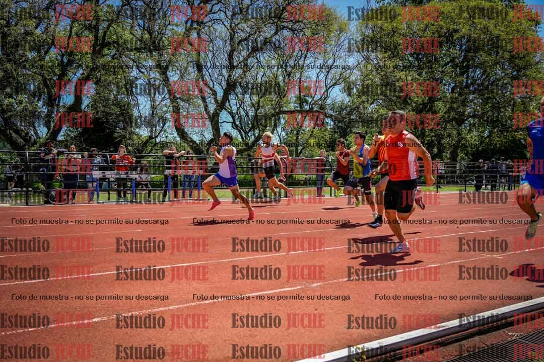 Fotos de los 100 m llanos de varones
