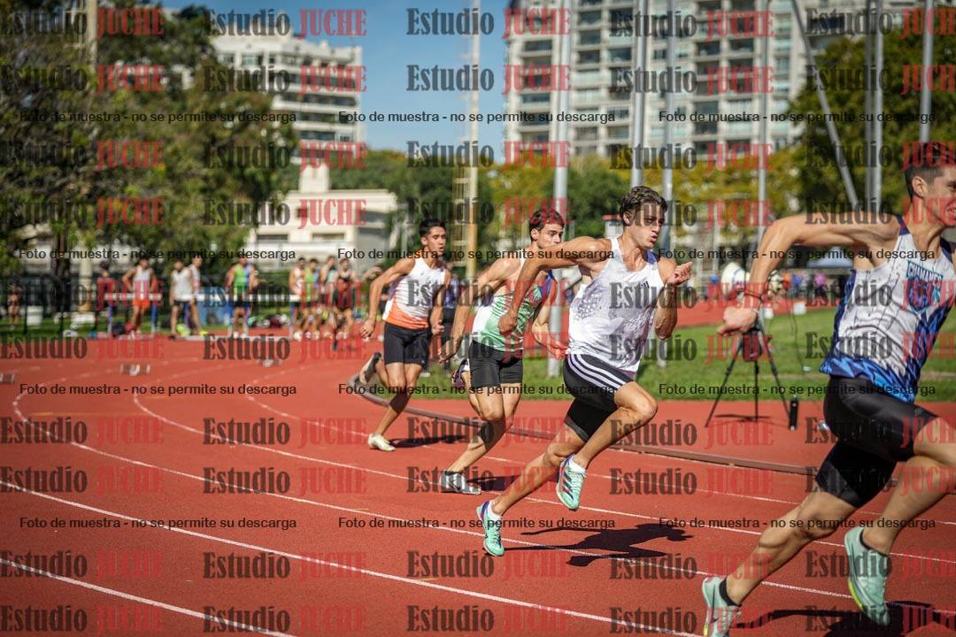 Fotos de los 200 m llanos de varones
