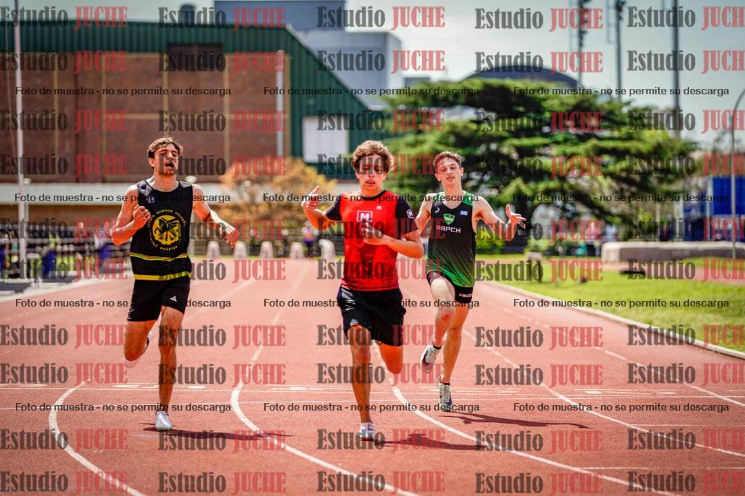 Fotos de los 400 m llanos de varones