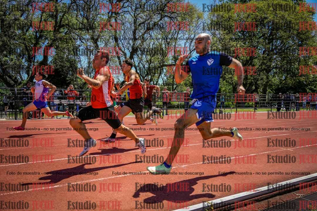 Fotos de los 100 m llanos de varones