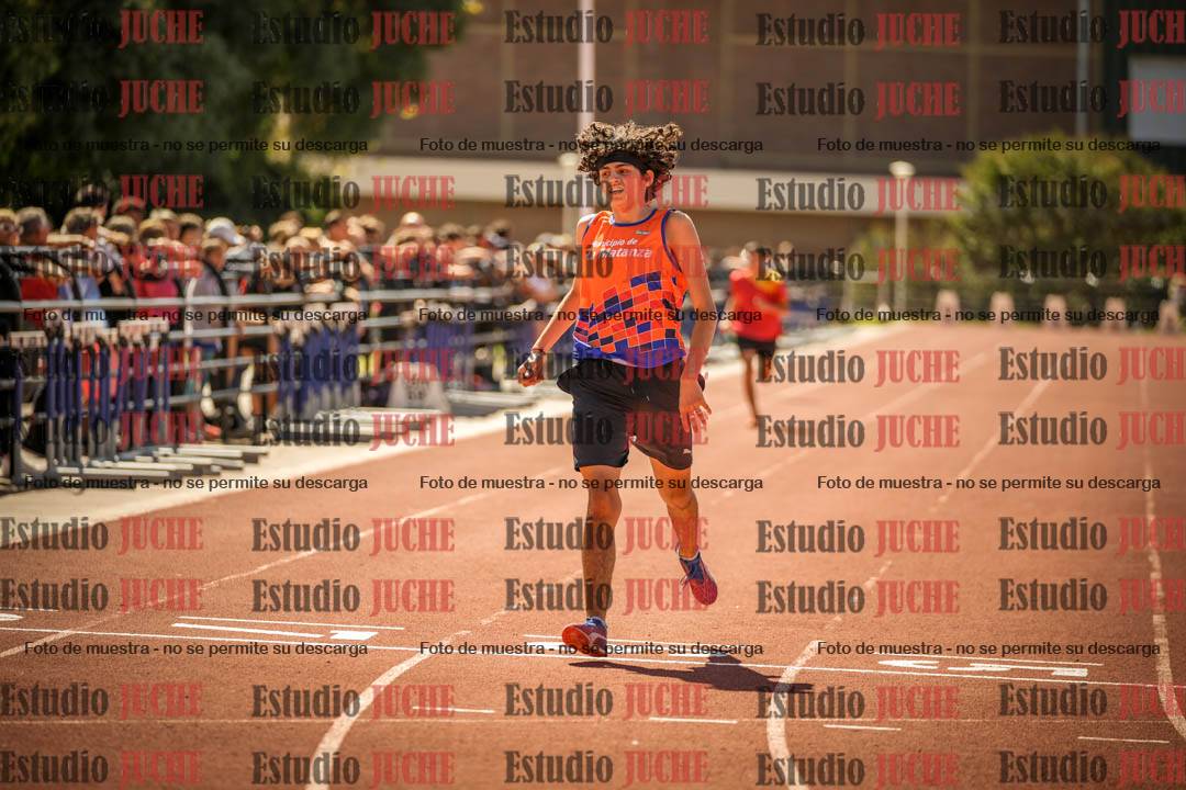 Fotos de los 400 m llanos de varones