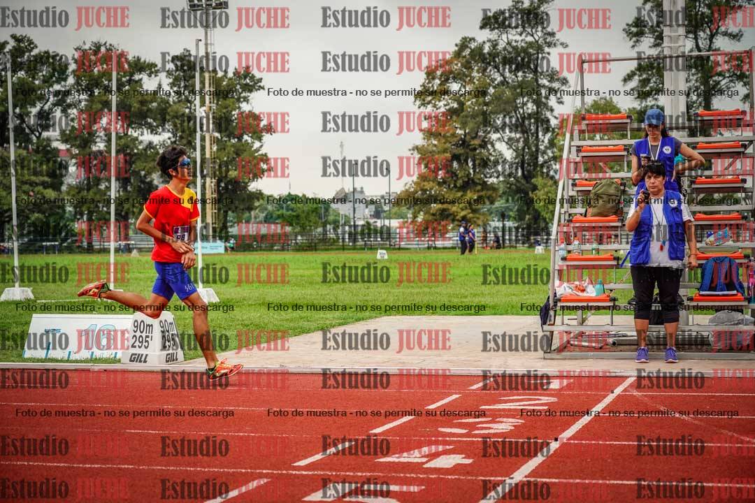 Fotos de los 800 m llanos de varones