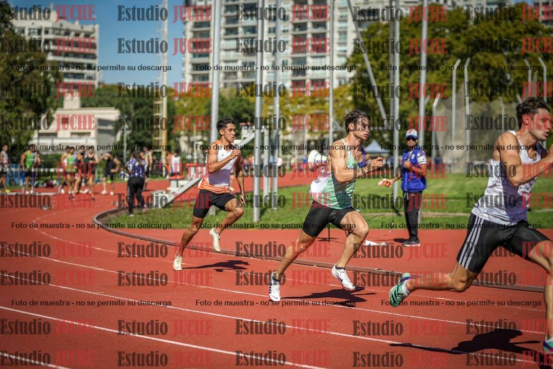 Fotos de los 200 m llanos de varones