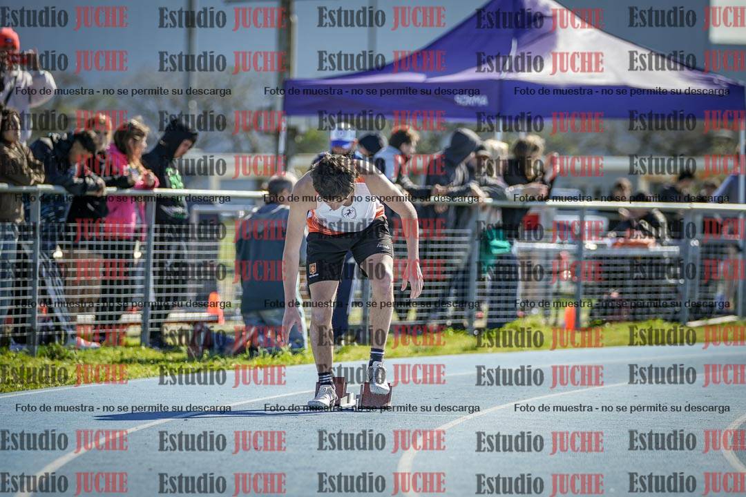 Fotos de los 400 m llanos de varones