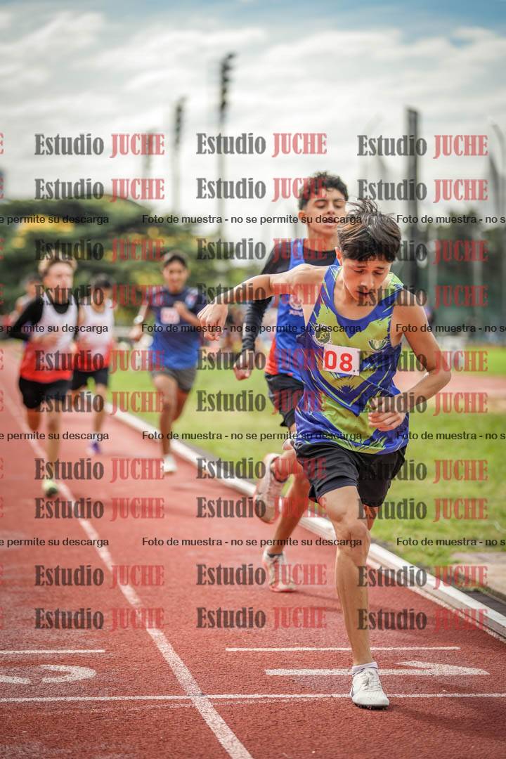 Fotos de los 600 m llanos de varones