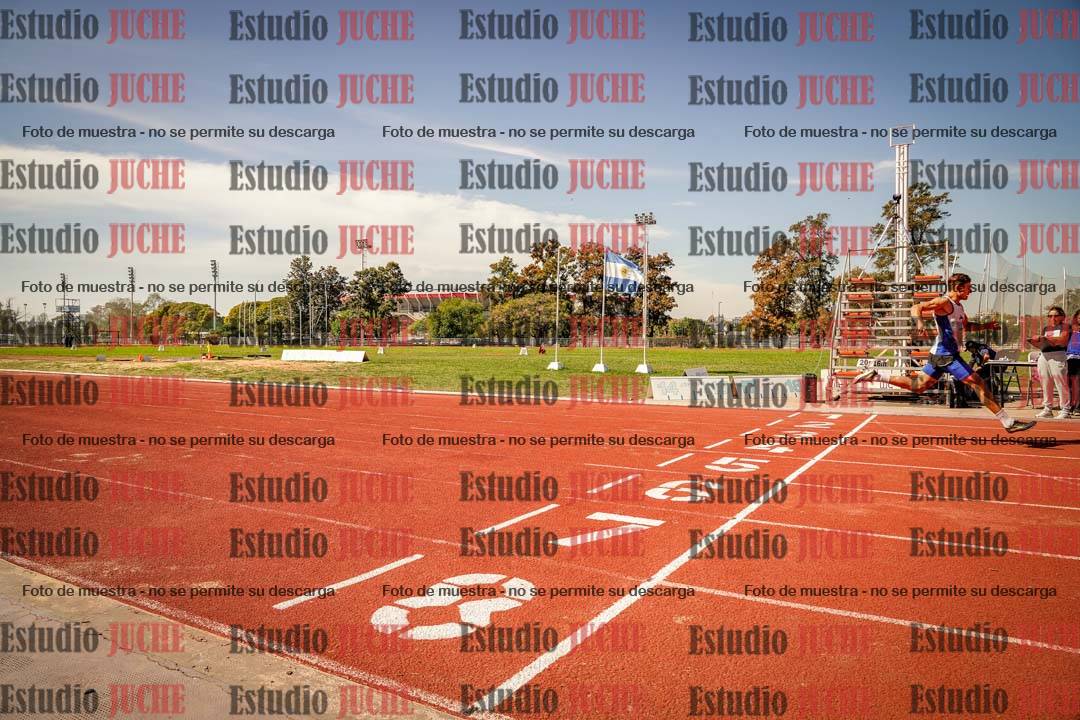 Fotos de los 100 m llanos de varones