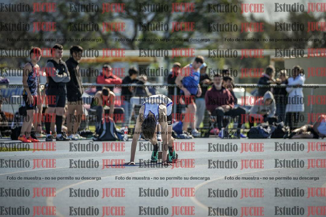 Fotos de los 400 m llanos de varones