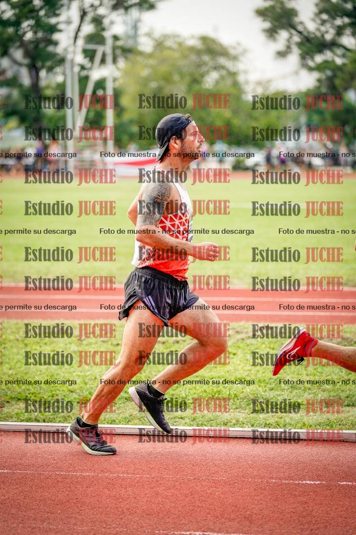 Fotos de los 3000 m llanos de varones