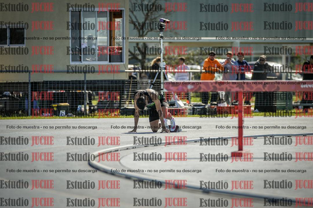 Fotos de los 400 m llanos de varones