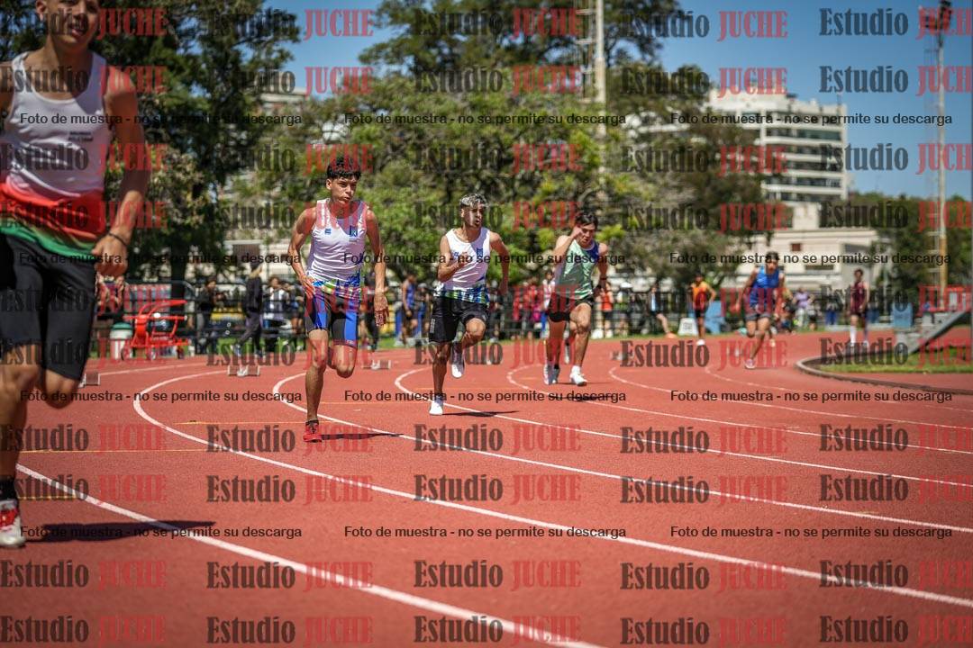 Fotos de los 200 m llanos de varones