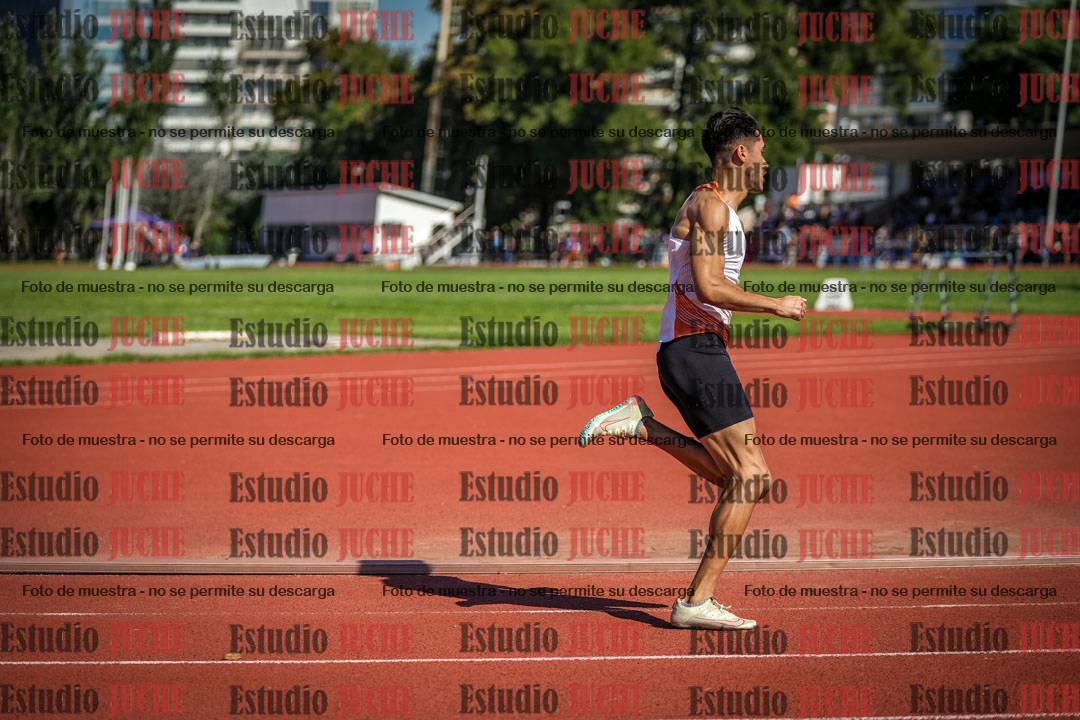 Fotos de los 200 m llanos de varones