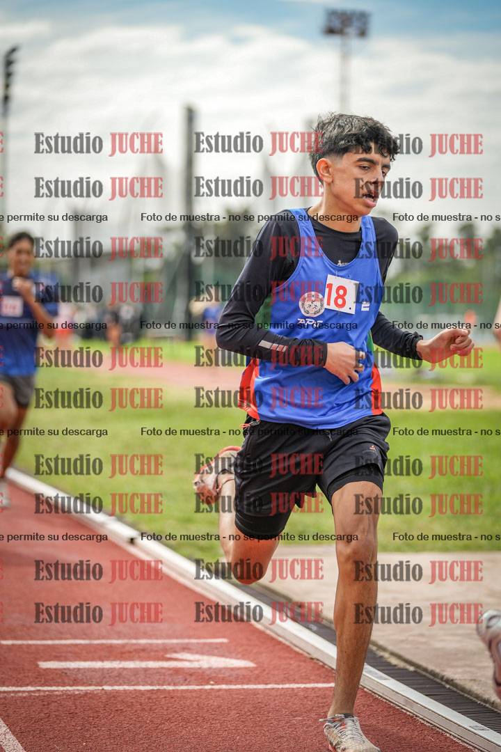 Fotos de los 600 m llanos de varones
