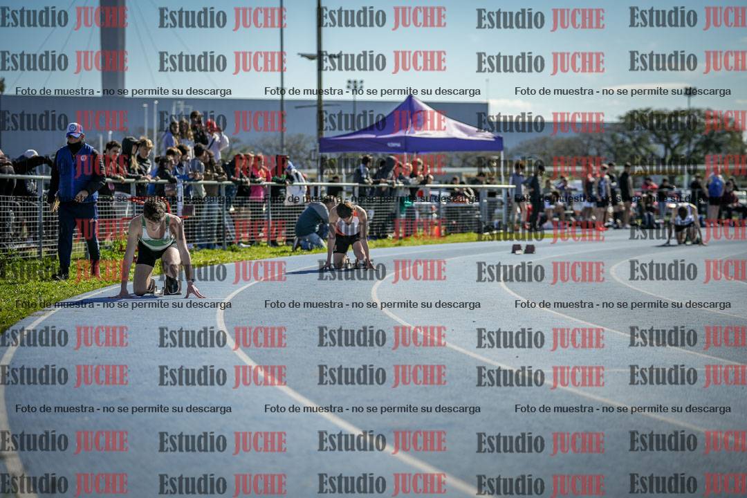 Fotos de los 400 m llanos de varones