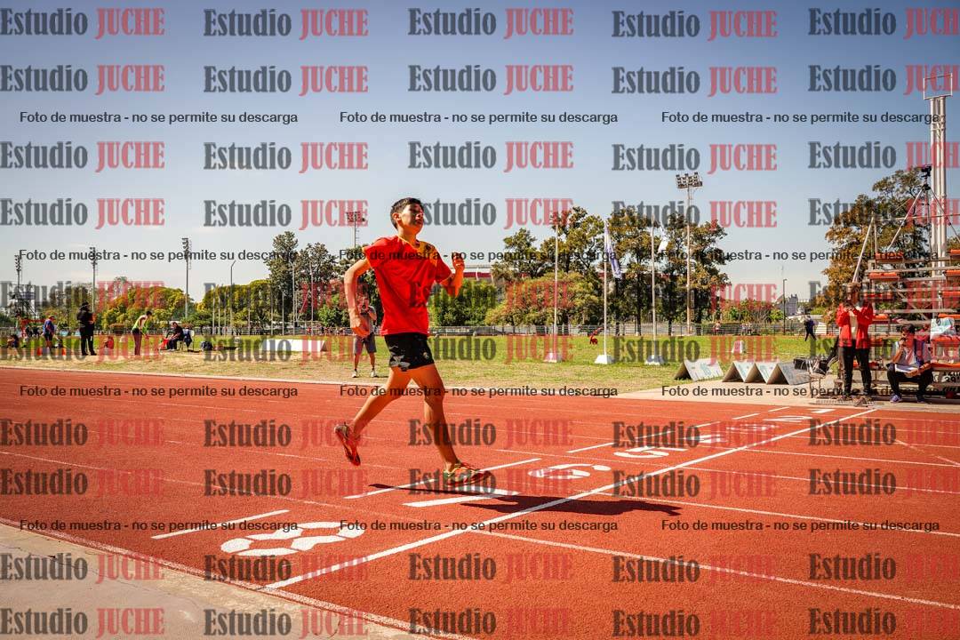 Fotos de los 400 m llanos de varones