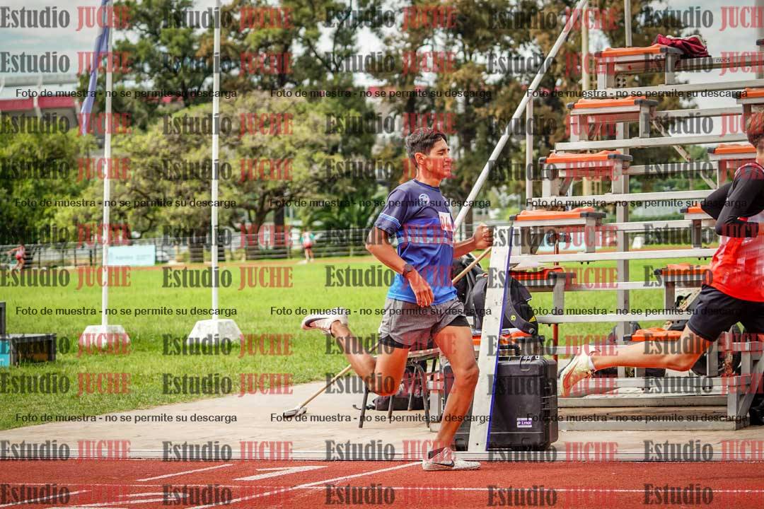 Fotos de los 600 m llanos de varones