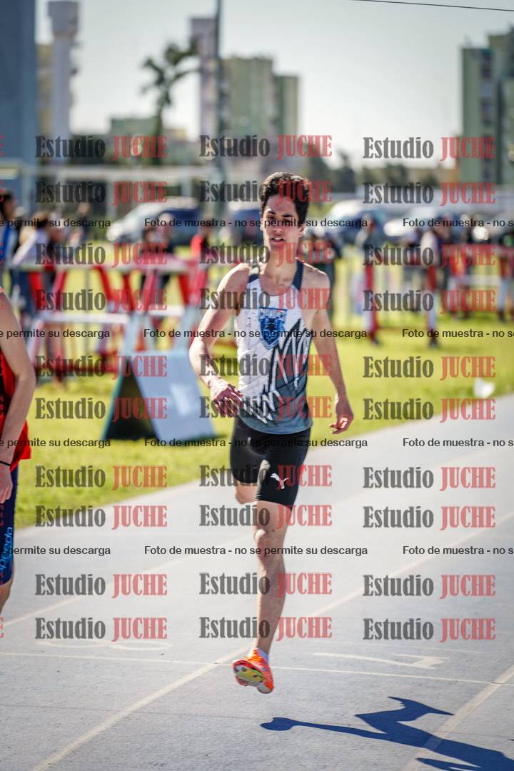 Fotos de los 200 m llanos de varones